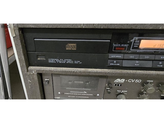 Lot 61 - muziekinstallatie cassette, cd en versterker - afbeelding 3 van  6