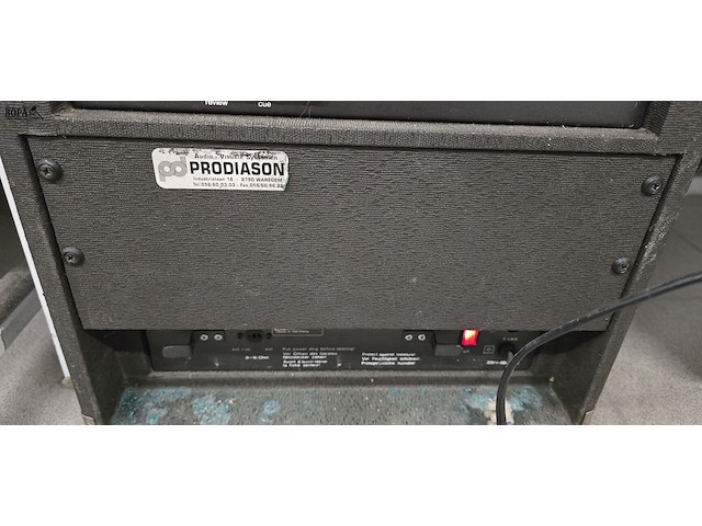 Lot 61 - muziekinstallatie cassette, cd en versterker - afbeelding 6 van  6