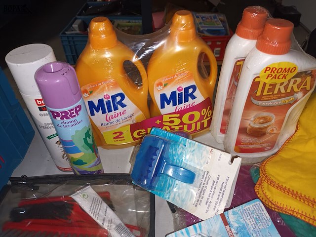 Lot 61 - schoonmaakmateriaal - afbeelding 3 van  6