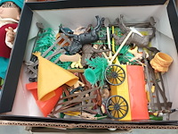 Lot 61 - speelgoed - afbeelding 3 van  6