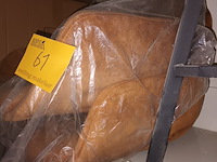 Lot 61 - stoelzittingen en onderstel - afbeelding 3 van  3