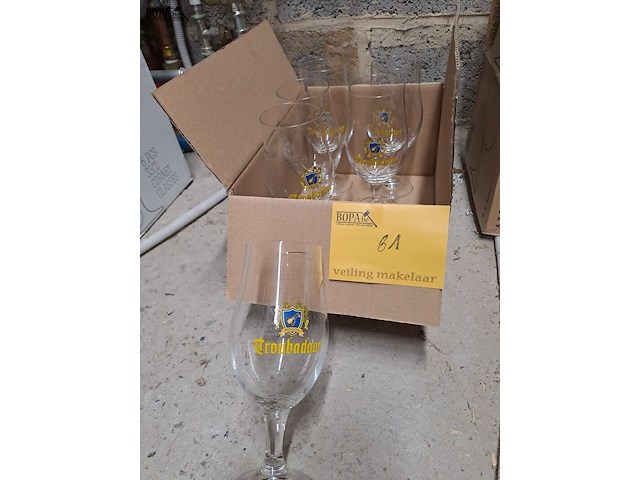 Lot 61 - troubadour glazen - afbeelding 1 van  1