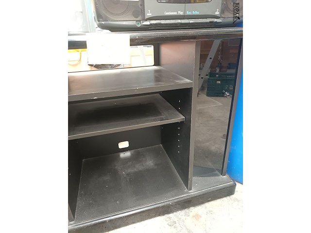 Lot 61 - tv meubel - afbeelding 4 van  4