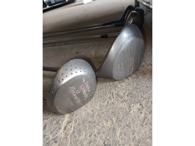 Lot 61 - vintage golf clubs. 5 stuks. - afbeelding 3 van  5