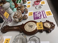 Lot 610 - houten barometer - afbeelding 2 van  4