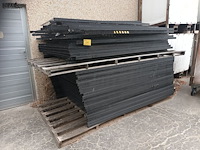 Lot 614 - omheiningspanelen. 38 stuks - afbeelding 1 van  3