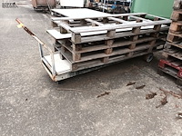 Lot 616 - euro paletten en andere - afbeelding 4 van  5