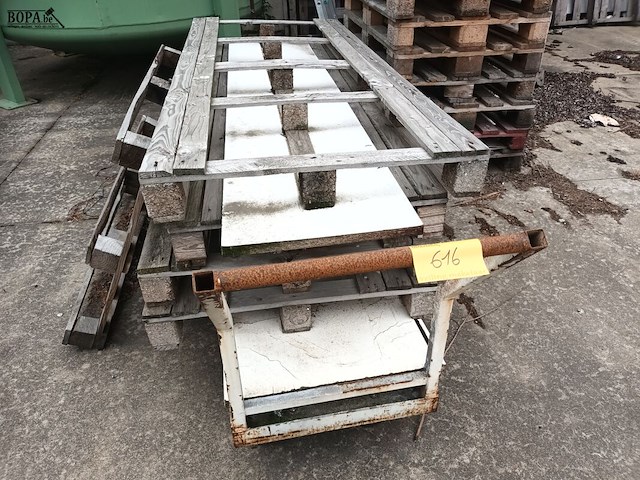 Lot 616 - euro paletten en andere - afbeelding 5 van  5