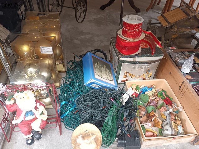 Lot 618 - kerstdecoratie - afbeelding 2 van  5