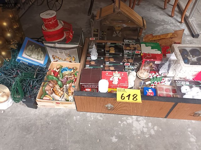 Lot 618 - kerstdecoratie - afbeelding 5 van  5