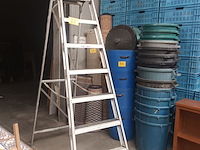 Lot 62 - aluminium trapladder - afbeelding 1 van  4
