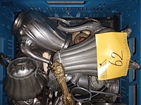 Lot 62 - antiek tafelgerei. 1 bak - afbeelding 4 van  6