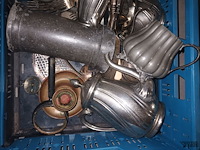 Lot 62 - antiek tafelgerei. 1 bak - afbeelding 5 van  6