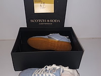 Lot 62 - damesschoenen maat 37 - afbeelding 1 van  3