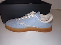Lot 62 - damesschoenen maat 37 - afbeelding 2 van  3