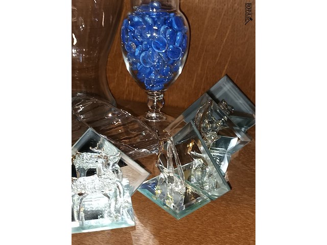 Lot 62 - deco in glaswerk. 9 stuks - afbeelding 2 van  4
