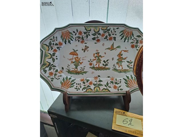 Lot 62 - decoratieve borden op display, handgeschilderd, bavaria old - afbeelding 2 van  8
