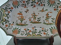Lot 62 - decoratieve borden op display, handgeschilderd, bavaria old - afbeelding 2 van  8