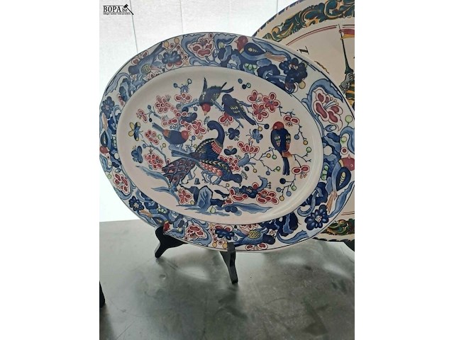 Lot 62 - decoratieve borden op display, handgeschilderd, bavaria old - afbeelding 4 van  8