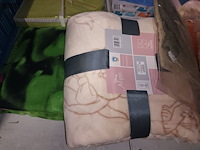 Lot 62 - divers textiel. 9 stuks - afbeelding 3 van  5