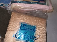 Lot 62 - divers textiel. 9 stuks - afbeelding 4 van  5