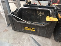 Lot 62 - gereedschapsbak stanley met inhoud - afbeelding 2 van  3