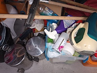 Lot 62 - groot lot schoonmaakmateriaal - afbeelding 4 van  9