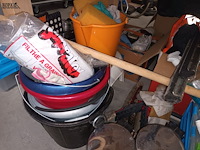 Lot 62 - groot lot schoonmaakmateriaal - afbeelding 5 van  9