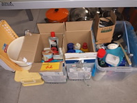 Lot 62 - groot lot schoonmaakmateriaal - afbeelding 7 van  9