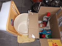 Lot 62 - groot lot schoonmaakmateriaal - afbeelding 9 van  9