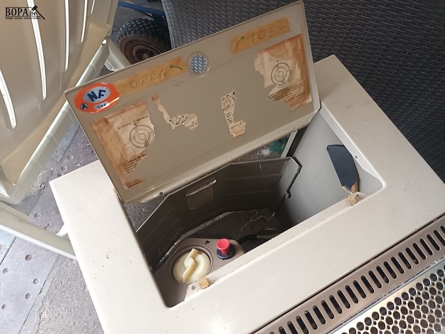 Lot 62 - mobiele verwarming op gas - afbeelding 7 van  7