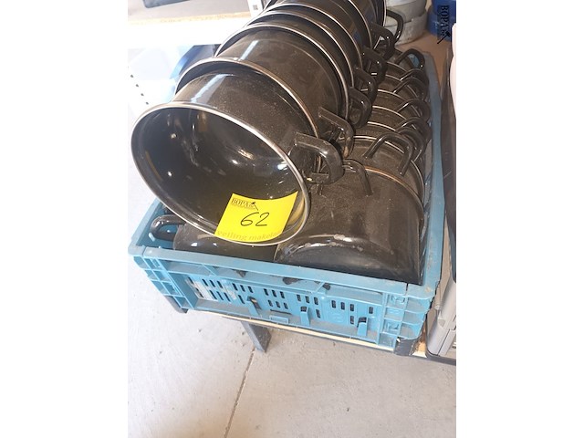 Lot 62 - mosselpotten - afbeelding 2 van  3