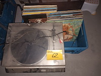 Lot 62 - platenspeler en lp’s - afbeelding 1 van  6
