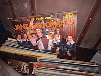 Lot 62 - platenspeler en lp’s - afbeelding 6 van  6