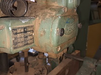 Lot 62 - slotfreesmachine - afbeelding 5 van  5