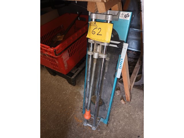 Lot 62 - tegelsnijder - afbeelding 1 van  3
