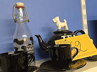 Lot 62 - thee/koffie serviesje 8 delig - afbeelding 2 van  3