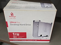 Lot 62 - toetsenbord apple, luidsprekers, telefoon en harde schijf - afbeelding 7 van  9