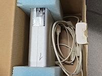 Lot 62 - toetsenbord apple, luidsprekers, telefoon en harde schijf - afbeelding 9 van  9