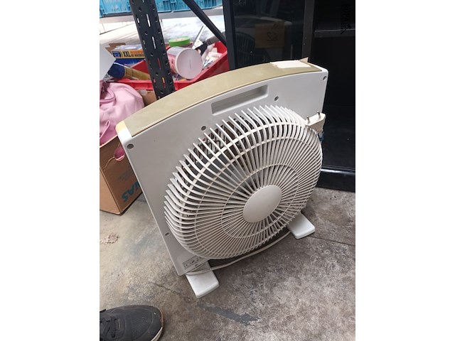 Lot 62 - ventilator - afbeelding 2 van  3