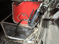 Lot 62 - vetpomp mobiel - afbeelding 2 van  2