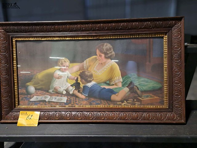 Lot 62 - vintage afbeelding - moeder met haar kinderen - afbeelding 1 van  2