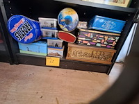 Lot 62 - vintage blikken dozen - afbeelding 3 van  3