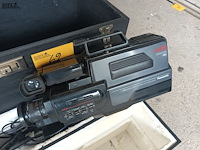 Lot 62 - vintage panasonic video camera in koffer - afbeelding 5 van  6