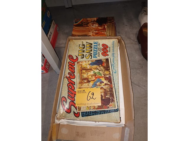 Lot 62 - vintage puzzels. 2 stuks - afbeelding 3 van  3