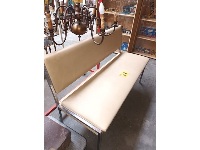 Lot 62 - zitbank met opbergruimte - afbeelding 3 van  3