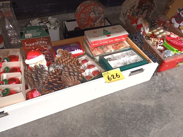 Lot 626 - kerstdecoratie - afbeelding 1 van  5