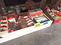 Lot 626 - kerstdecoratie - afbeelding 1 van  5