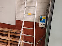 Lot 627 - aluminium ladder - afbeelding 1 van  1
