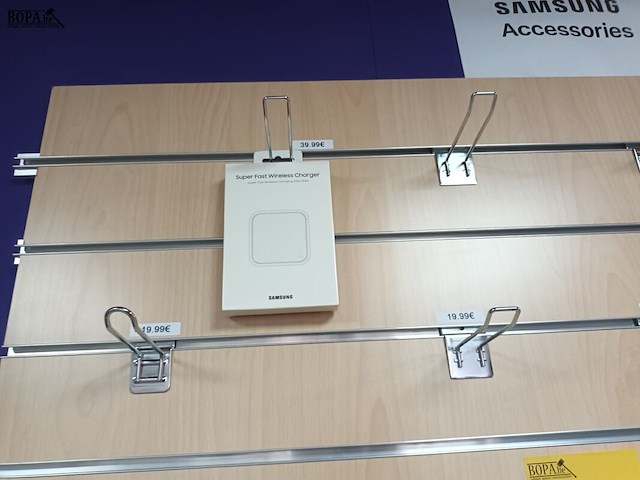 Lot 63 - accessoires voor samsung. 9 stuks - afbeelding 5 van  5
